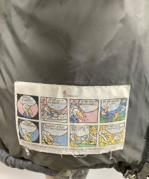 MONCLER（モンクレール）MONCLER (モンクレール) スノーマウンテン EVETTES ベージュ×グレー サイズ:1の古着・服飾アイテム