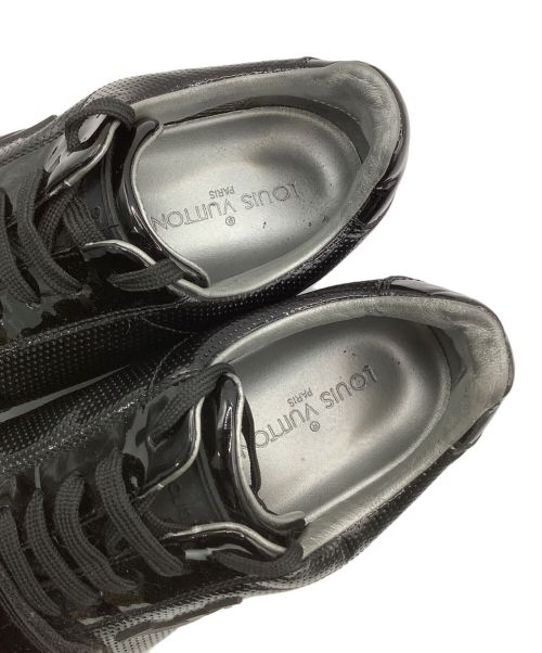 LOUIS VUITTON（ルイ ヴィトン）LOUIS VUITTON (ルイ ヴィトン) エナメルスニーカー ブラック サイズ:25.5cmの古着・服飾アイテム