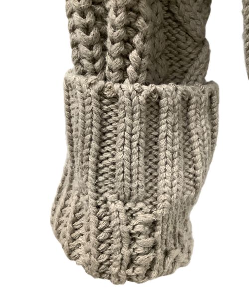 HER.（ハー）HER. (ハー) ショルダーカットケーブルニット2024年モデル オリーブ サイズ:Fの古着・服飾アイテム