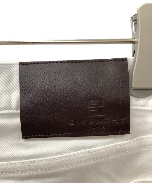 GIVENCHY（ジバンシィ）GIVENCHY (ジバンシィ) テープロゴジーンズ ホワイト サイズ:71cm (W28)の古着・服飾アイテム
