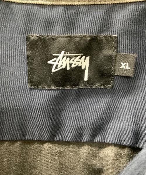 stussy（ステューシー）stussy (ステューシー) 刺繍ワークシャツ グレー×ネイビー サイズ:XLの古着・服飾アイテム