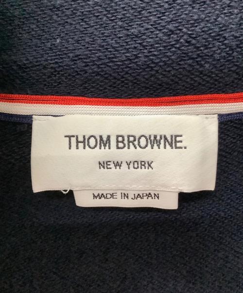 Thom Browne（トムブラウン）Thom Browne (トムブラウン) 4BAR グラフィックフーディ ネイビーの古着・服飾アイテム