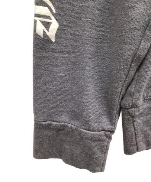 CHROME HEARTS（クロムハーツ）CHROME HEARTS (クロムハーツ) Tバーロゴロングスリーブカットソー グレー サイズ:Mの古着・服飾アイテム