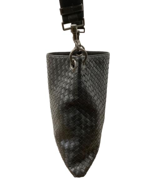 BOTTEGA VENETA（ボッテガベネタ）BOTTEGA VENETA (ボッテガベネタ) イントレチャート ショルダーバッグ ブラックの古着・服飾アイテム