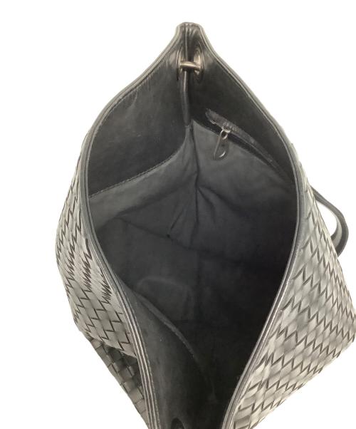 BOTTEGA VENETA（ボッテガベネタ）BOTTEGA VENETA (ボッテガベネタ) イントレチャート ショルダーバッグ ブラックの古着・服飾アイテム