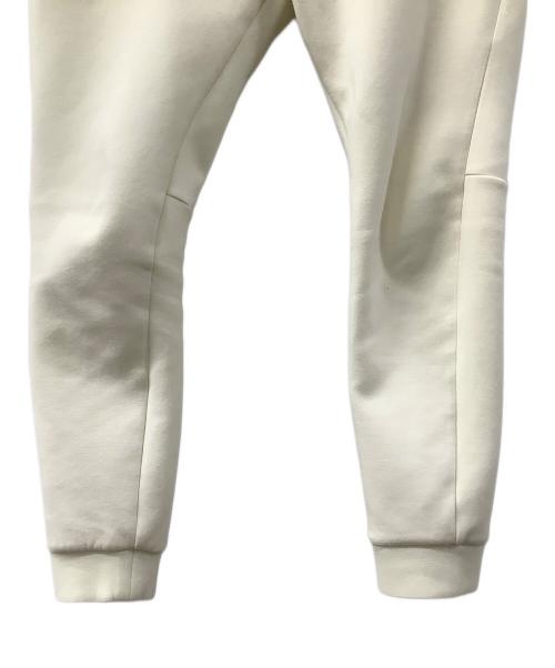 F.C.Real Bristol（エフシーレアルブリストル）F.C.Real Bristol (エフシーレアルブリストル) TECH SWEAT TRAINING PANTS ホワイト サイズ:Mの古着・服飾アイテム