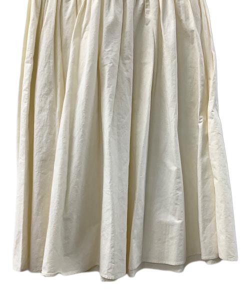 Curensology（カレンソロジー）Curensology (カレンソロジー) パイピングスカート アイボリー サイズ:36 未使用品の古着・服飾アイテム