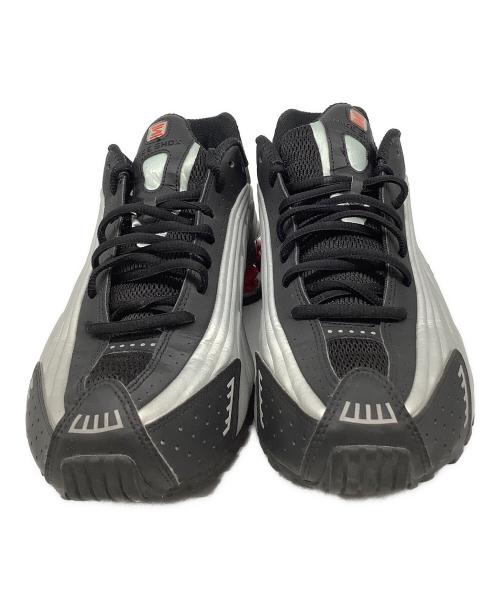 NIKE（ナイキ）NIKE (ナイキ) SHOX R4 シルバー サイズ:US10.5の古着・服飾アイテム