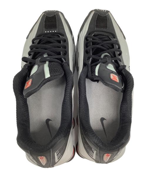 NIKE（ナイキ）NIKE (ナイキ) SHOX R4 シルバー サイズ:US10.5の古着・服飾アイテム