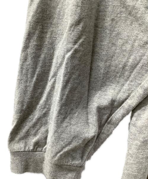 FOG ESSENTIALS（フィアオブゴッド エッセンシャル）FOG ESSENTIALS (フィアオブゴッド エッセンシャル) 長袖カットソー グレー サイズ:Mの古着・服飾アイテム