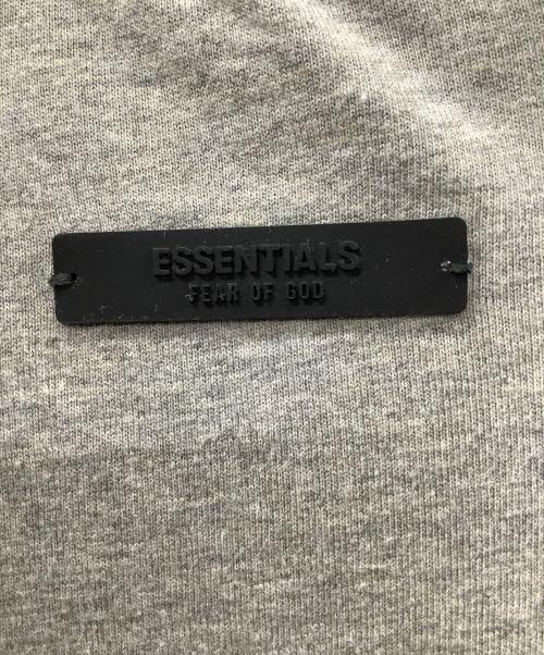 FOG ESSENTIALS（フィアオブゴッド エッセンシャル）FOG ESSENTIALS (フィアオブゴッド エッセンシャル) 長袖カットソー グレー サイズ:Mの古着・服飾アイテム