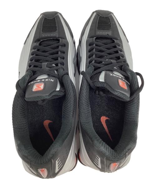 NIKE（ナイキ）NIKE (ナイキ) Shox R4 ブラック×シルバー サイズ:US9の古着・服飾アイテム