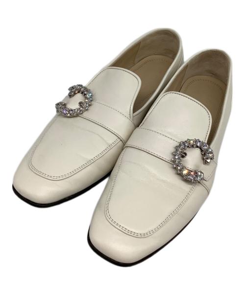 JIMMY CHOO（ジミーチュウ）JIMMY CHOO (ジミーチュウ) ローファー アイボリー サイズ:39の古着・服飾アイテム