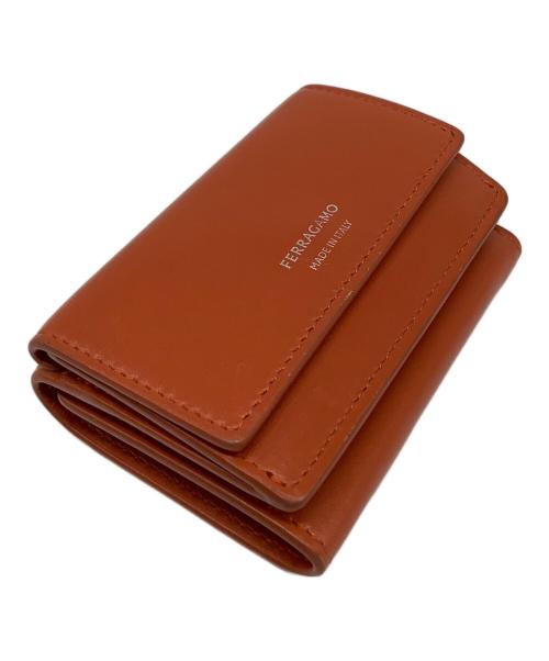 Ferragamo（フェラガモ）Ferragamo (フェラガモ) コンパクトウォレット ブラウンの古着・服飾アイテム