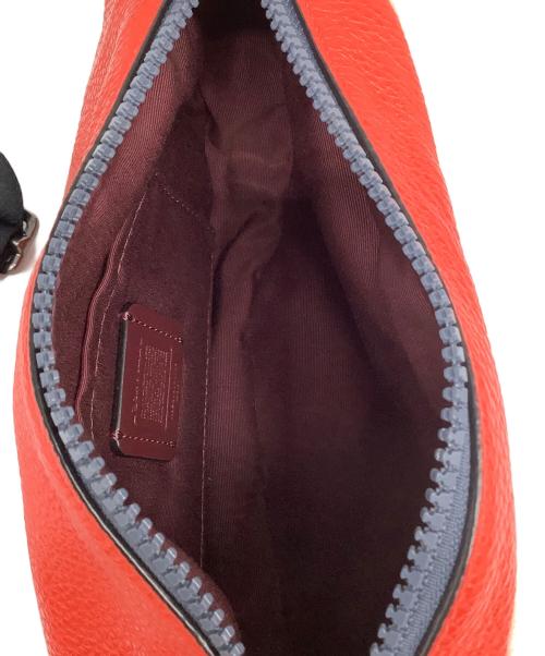 COACH（コーチ）COACH (コーチ) DISNEY (ディズニー) ウエストバッグ レッド×ホワイトの古着・服飾アイテム