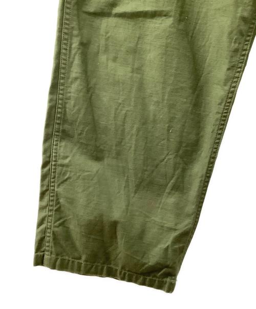 CIOTA（シオタ）CIOTA (シオタ) スビンコットンバックサテンベイカーパンツ カーキ サイズ:4の古着・服飾アイテム