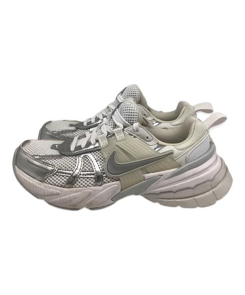 NIKE（ナイキ）NIKE (ナイキ) W V2K RUN ホワイト サイズ:US6.5の古着・服飾アイテム