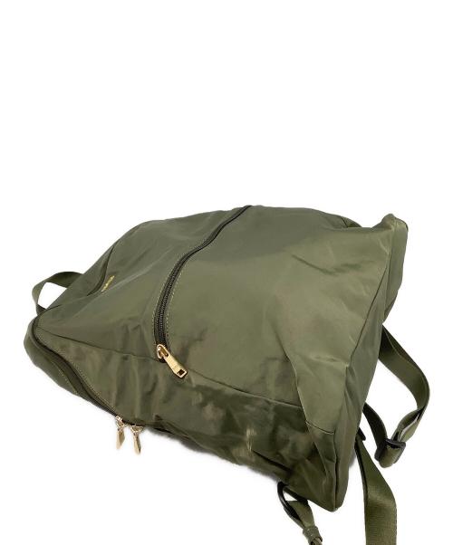 TUMI（トゥミ）TUMI (トゥミ) ジャスト・イン・ケースバックパック オリーブの古着・服飾アイテム
