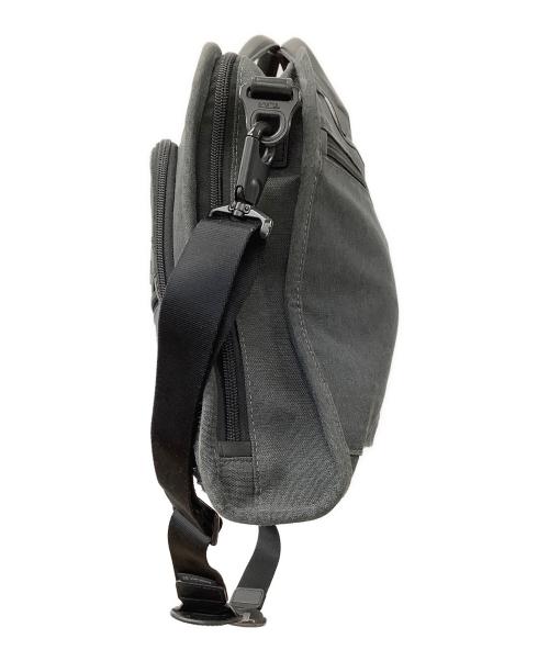 TUMI（トゥミ）TUMI (トゥミ) ブリーフケース グレーの古着・服飾アイテム