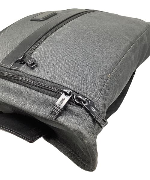 TUMI（トゥミ）TUMI (トゥミ) ブリーフケース グレーの古着・服飾アイテム