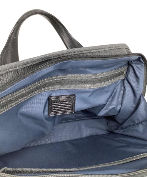 TUMI（トゥミ）TUMI (トゥミ) ブリーフケース グレーの古着・服飾アイテム