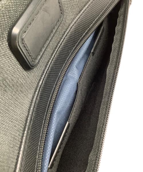 TUMI（トゥミ）TUMI (トゥミ) ブリーフケース グレーの古着・服飾アイテム