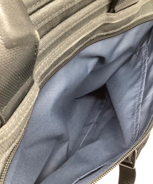 TUMI（トゥミ）TUMI (トゥミ) ブリーフケース グレーの古着・服飾アイテム