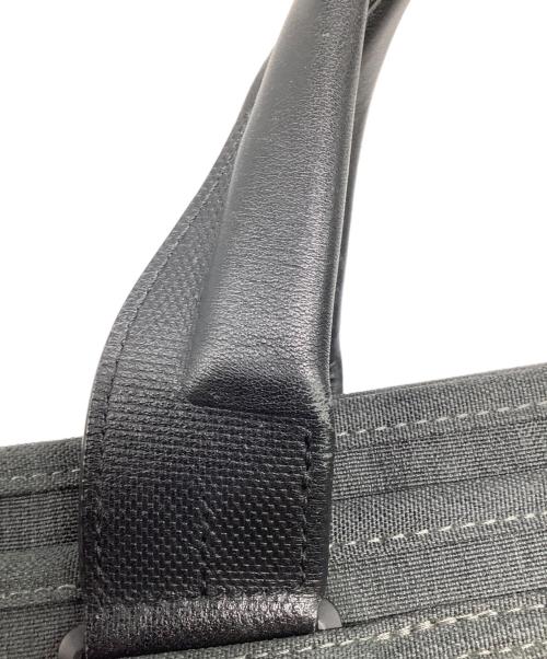 TUMI（トゥミ）TUMI (トゥミ) ブリーフケース グレーの古着・服飾アイテム