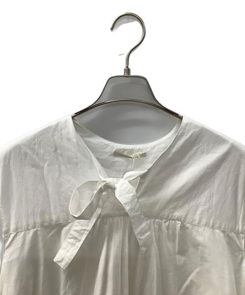 ne quittez pas（ヌキテパ）ne quittez pas (ヌキテパ) ノースリーブワンピース ホワイト サイズ:Fの古着・服飾アイテム