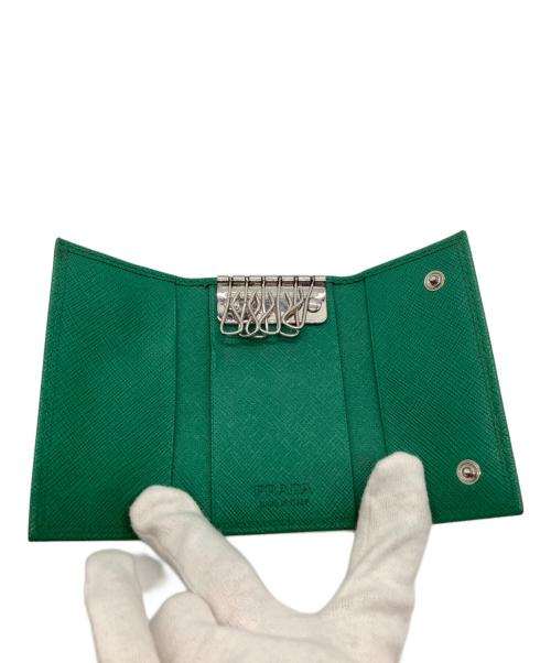 PRADA（プラダ）PRADA (プラダ) サフィアーノトライアングル グリーンの古着・服飾アイテム