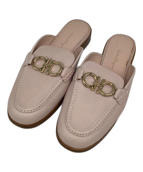 Salvatore Ferragamo（サルヴァトーレ フェラガモ）Salvatore Ferragamo (サルヴァトーレ フェラガモ) VIGGIO	ガンチーニ ピンク サイズ:6の古着・服飾アイテム