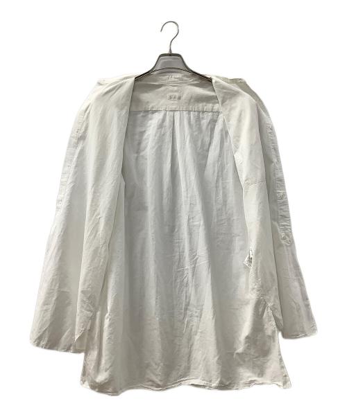 COMOLI（コモリ）COMOLI (コモリ) バンドカラーシャツ ホワイト サイズ:2の古着・服飾アイテム