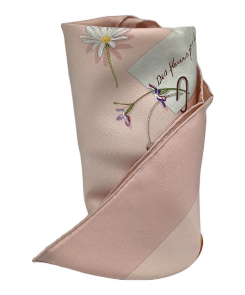 HERMES（エルメス）HERMES (エルメス) カレ90Des fleurs la dire 花の手紙 ピンク 未使用品の古着・服飾アイテム