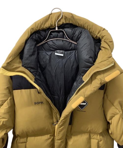 F.C.R.B.（エフシーレアルブリストル）F.C.R.B. (エフシーレアルブリストル) TOUR DOWN PARKA ブラウン サイズ:XLの古着・服飾アイテム