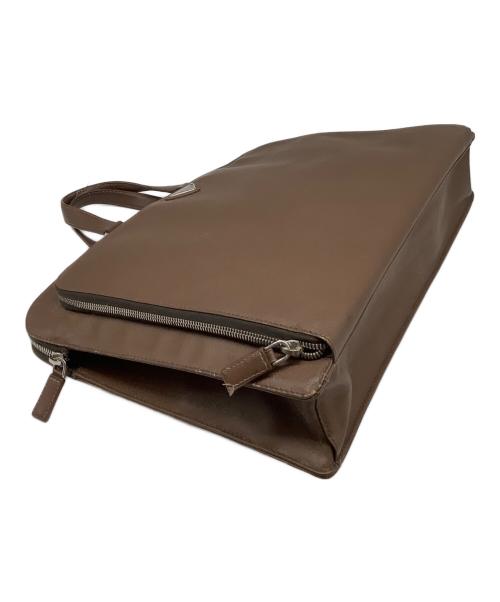 PRADA（プラダ）PRADA (プラダ) ブリーフケース ブラウンの古着・服飾アイテム