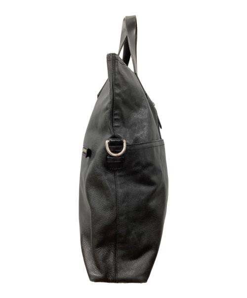 COACH（コーチ）COACH (コーチ) トンプソンショルダーバッグ ブラックの古着・服飾アイテム