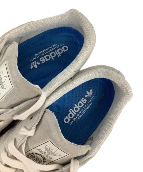 adidas（アディダス）adidas (アディダス) SAMBA アイボリー サイズ:US81/2の古着・服飾アイテム