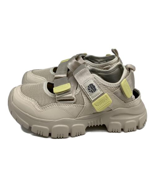 shaka（シャカ）shaka (シャカ) サンダル ベージュ サイズ:US4の古着・服飾アイテム