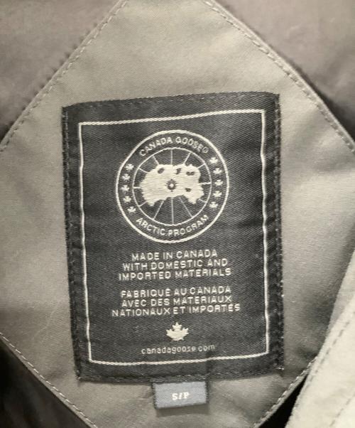 CANADA GOOSE（カナダグース）CANADA GOOSE (カナダグース) Rossclair Parka グレー サイズ:Sの古着・服飾アイテム