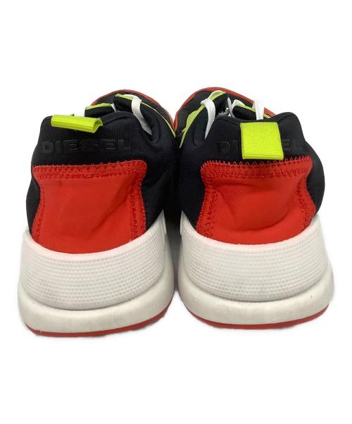 DIESEL（ディーゼル）DIESEL (ディーゼル) スニーカー レッド×ブラック サイズ:US10の古着・服飾アイテム