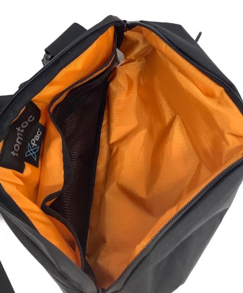 AER（エアー）AER (エアー) Day Sling 3 Max X-Pac ブラック×オレンジの古着・服飾アイテム