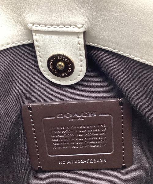 COACH（コーチ）COACH (コーチ) 2WAYショルダーバッグ ベージュの古着・服飾アイテム