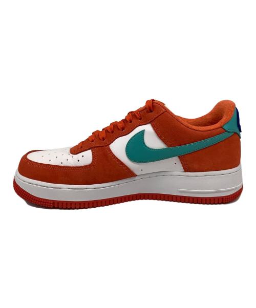NIKE（ナイキ）NIKE (ナイキ) AIRFORCE 1 07 LV8（エアフォース1） ホワイト×オレンジ サイズ:US9の古着・服飾アイテム