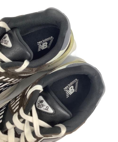 NEW BALANCE（ニューバランス）NEW BALANCE (ニューバランス) 9060 ブラウン×ブラック サイズ:US8.5の古着・服飾アイテム