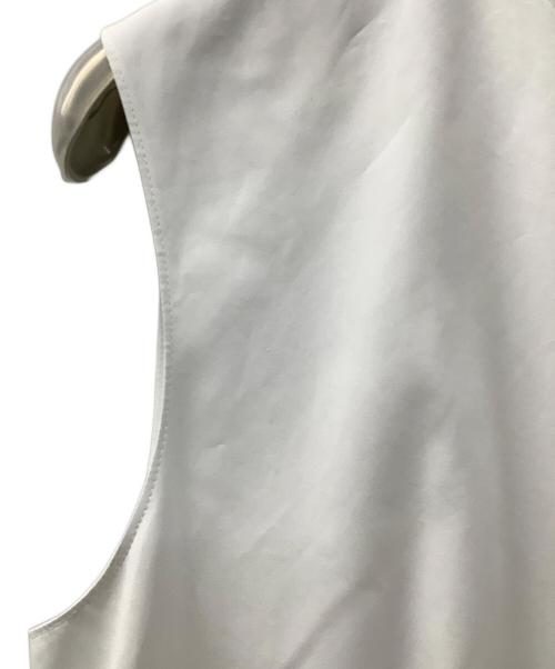 HERMES（エルメス）HERMES (エルメス) ノースリーブブラウス ホワイト サイズ:36の古着・服飾アイテム