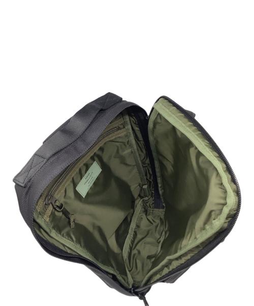 PORTER（ポーター）PORTER (ポーター) ユニット スリングショルダーバッグ ブラックの古着・服飾アイテム