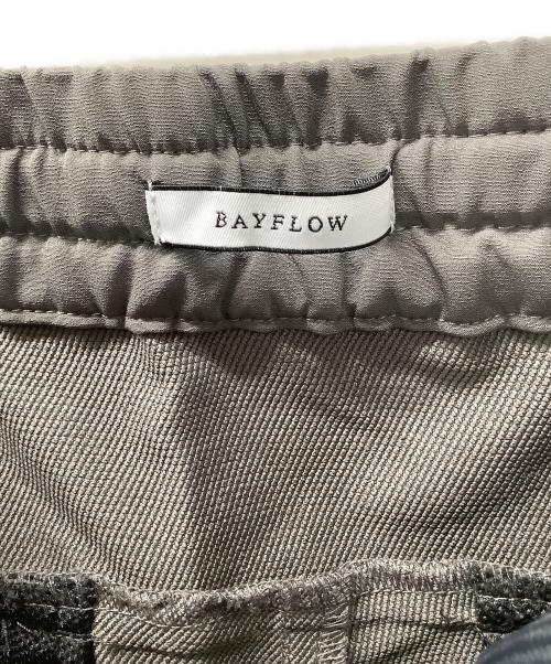 BAYFLOW（ベイフロー）BAYFLOW (ベイフロー) カジュアルパンツ グレー サイズ:3の古着・服飾アイテム