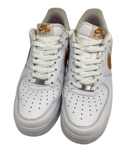 NIKE（ナイキ）NIKE (ナイキ) AIR FORCE1（エアフォース） ホワイト×オレンジ サイズ:US9の古着・服飾アイテム