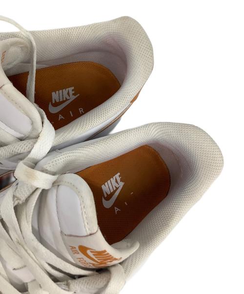 NIKE（ナイキ）NIKE (ナイキ) AIR FORCE1（エアフォース） ホワイト×オレンジ サイズ:US9の古着・服飾アイテム