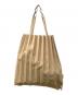 ISSEY MIYAKE me (イッセイ ミヤケ ミー) TRUNK PLEATS BAG ベージュ：8000円